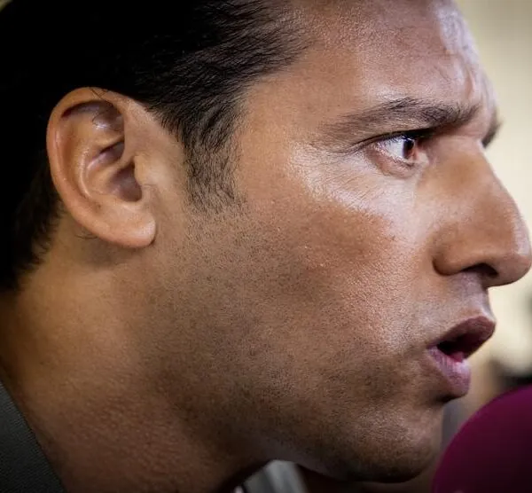 Zo leeft de partner van Ali B buiten de schijnwerpers