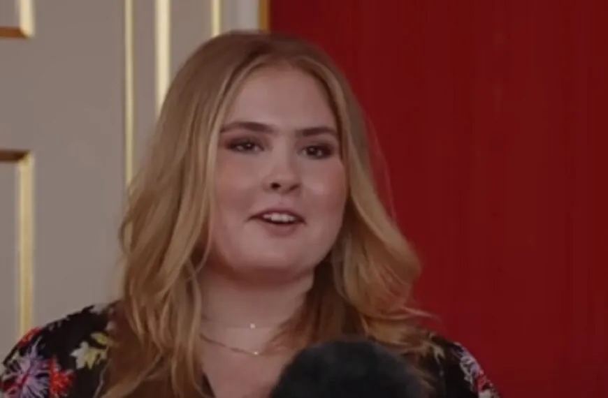 Prinses Amalia (22) op vakantie met vermeende nieuwe liefde: geruchten, beelden en voorzichtigheid rond haar priv&eacute;leven