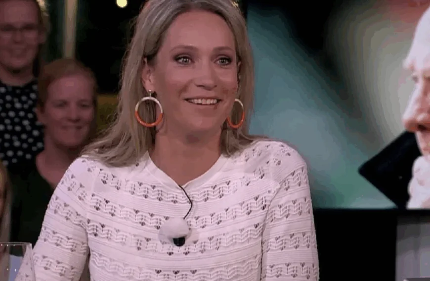Foto van H&eacute;l&egrave;ne Hendriks leidt tot online discussie &ndash; waarom haar uitstraling zoveel mensen blijft boeien