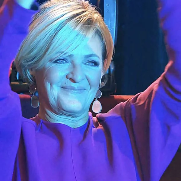 Caroline Tensen en E&eacute;n tegen 100 op een kantelpunt: dalende kijkcijfers en veranderende televisiewereld zetten druk op toekomst van het programma