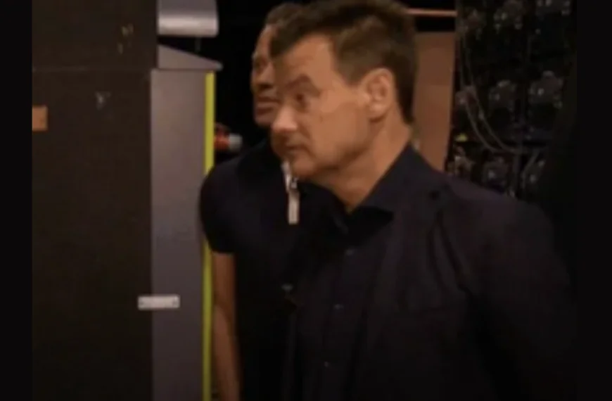 Spanningen achter de schermen bij Vandaag Inside: tafelgast verlaat studio na mislukte grap