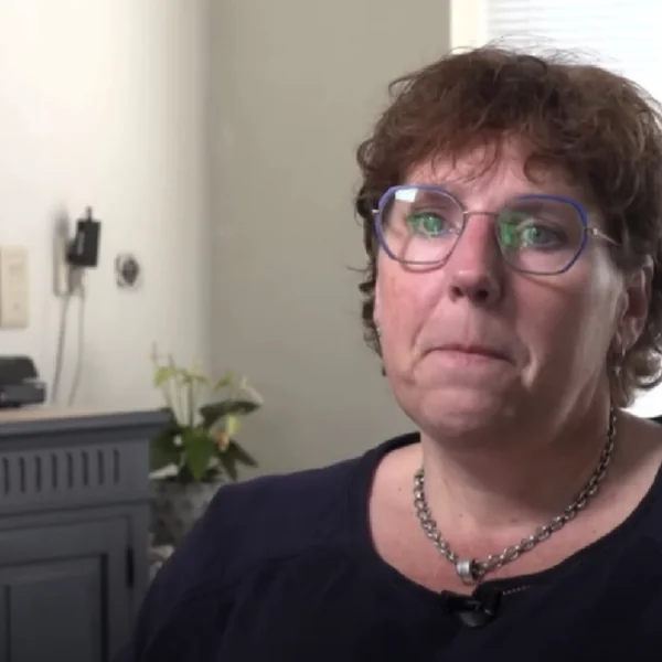 Hardwerkende moeder Kim houdt nauwelijks geld over: &ldquo;Hier moet ik de hele maand van rondkomen&rdquo;