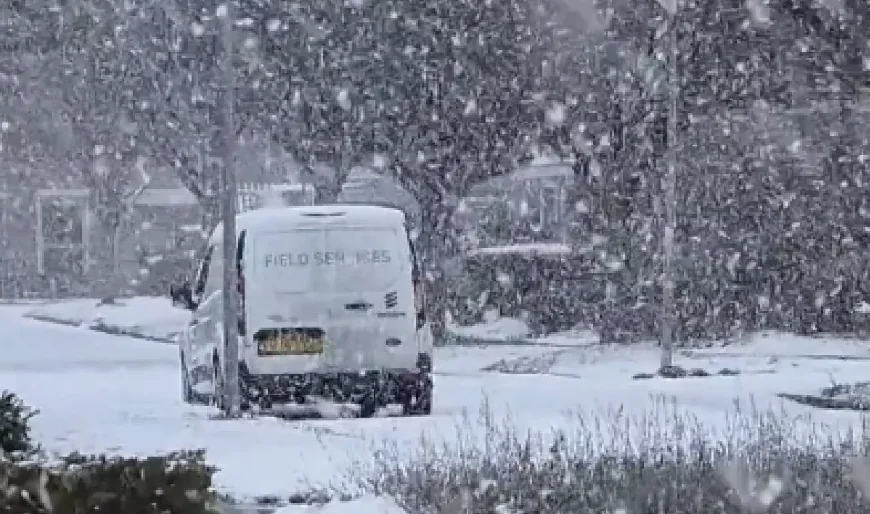 Weerdiensten waarschuwen voor aanhoudende sneeuw en gladheid: winterse periode houdt aan