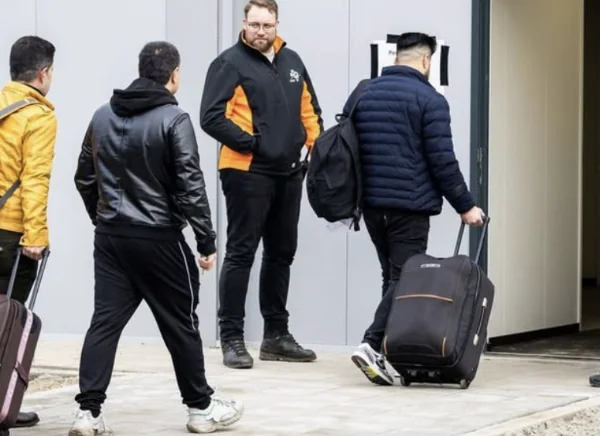 Gemeente weigert opvang voor 635 asielzoekers: &ldquo;We hebben geen plek.&rdquo; Lees verder in de eerste reactie 👇