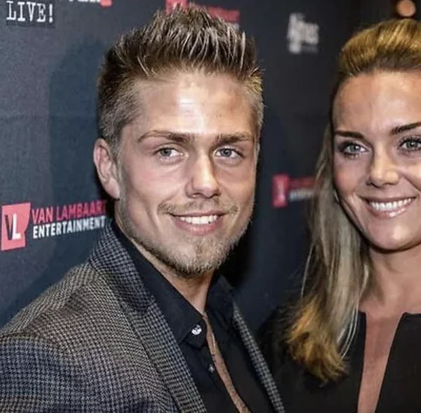 Relatieontwikkelingen rond Andr&eacute; Hazes blijven onderwerp van gesprek