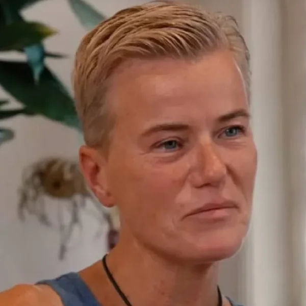 Ellie Lust deelt ontspannen vakantiefoto en krijgt warme reacties