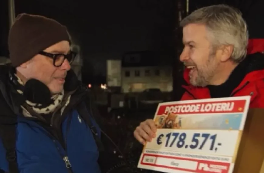 Verrassing bij de Postcode Loterij: vaste medewerker blijkt onverwacht winnaar van &euro;178.571