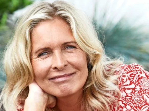 Mariska Bauer deelt eerlijke blik op een druk gezinsleven: nostalgie, veerkracht en de kracht van eenvoud