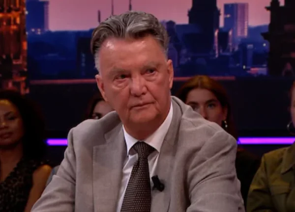 Fans diep geraakt na hoopvolle gezondheidsupdate van Louis van Gaal: veerkracht, eerlijkheid en nieuw perspectief
