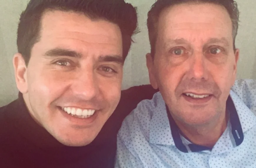 Vader van Jan Smit deelt voor het eerst zijn perspectief op een leven in de schijnwerpers