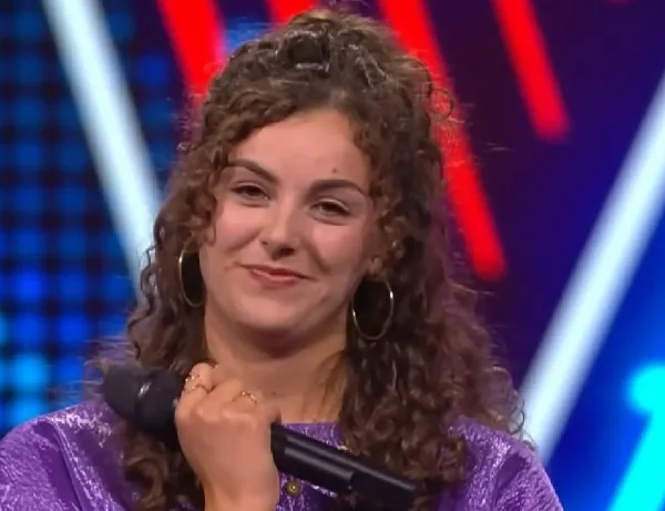 The Voice-kijkers herkennen Myrthe: waarom haar auditie zo&rsquo;n blijvende indruk maakt