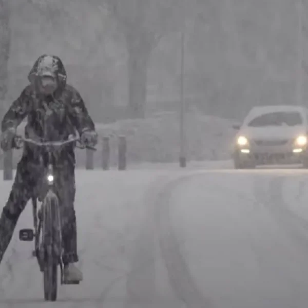 Code oranje van kracht: winterweer zorgt voor sneeuw en gladheid in meerdere provincies