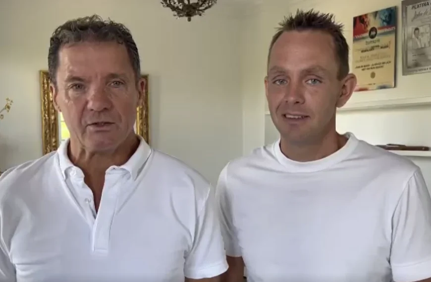 Relatie van John de Bever en Kees Stevens staat volgens duiding onder druk: “Communicatie is belangrijk”