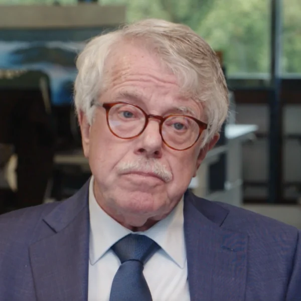 Frank Visser toont veerkracht ondanks persoonlijke zorgen: &ldquo;Het leven is niet altijd een feest&rdquo;