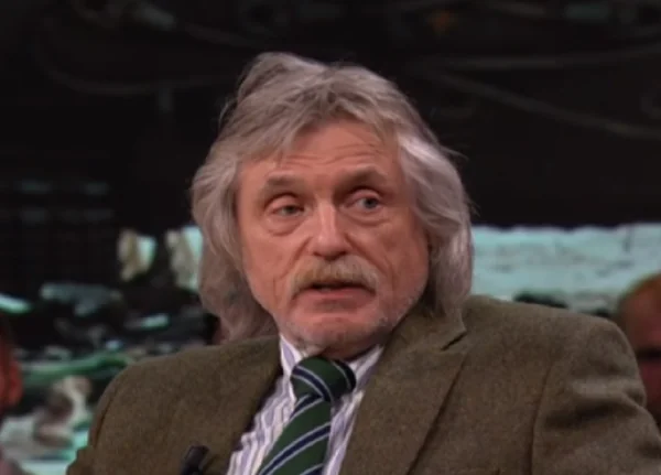 Johan Derksen deelt openhartig gezondheidsnieuws en blijft nuchter vooruitkijken