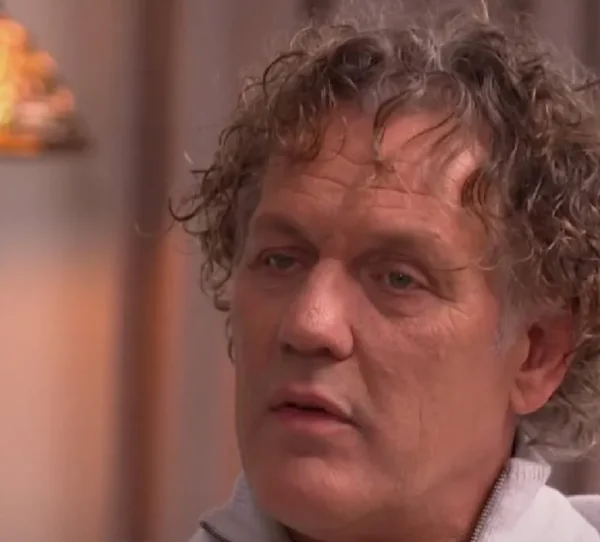 Kees van der Spek neemt afscheid van zijn vader: een leven vol idealen en betrokkenheid